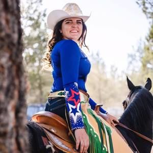 Meet your Posher, Julia